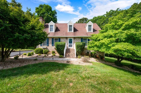 Homes For Sale - 120 Mullbury Place<br/> Lynchburg, VA 24502