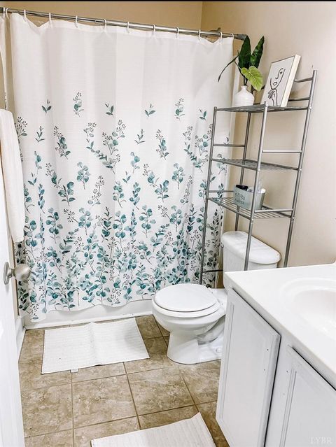 Tiny photo for 623 Wyndhurst Drive #305, Lynchburg, VA 24502 (MLS # 363156)