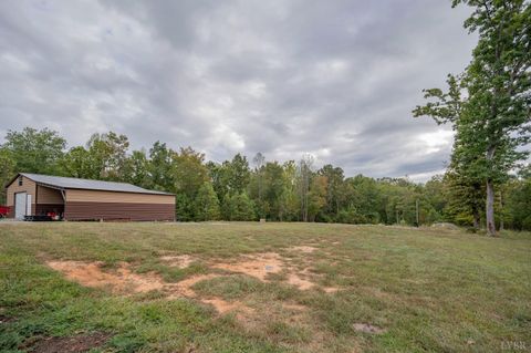 Tiny photo for 1080 Tranquility Lane, Goode, VA 24556 (MLS # 362022)