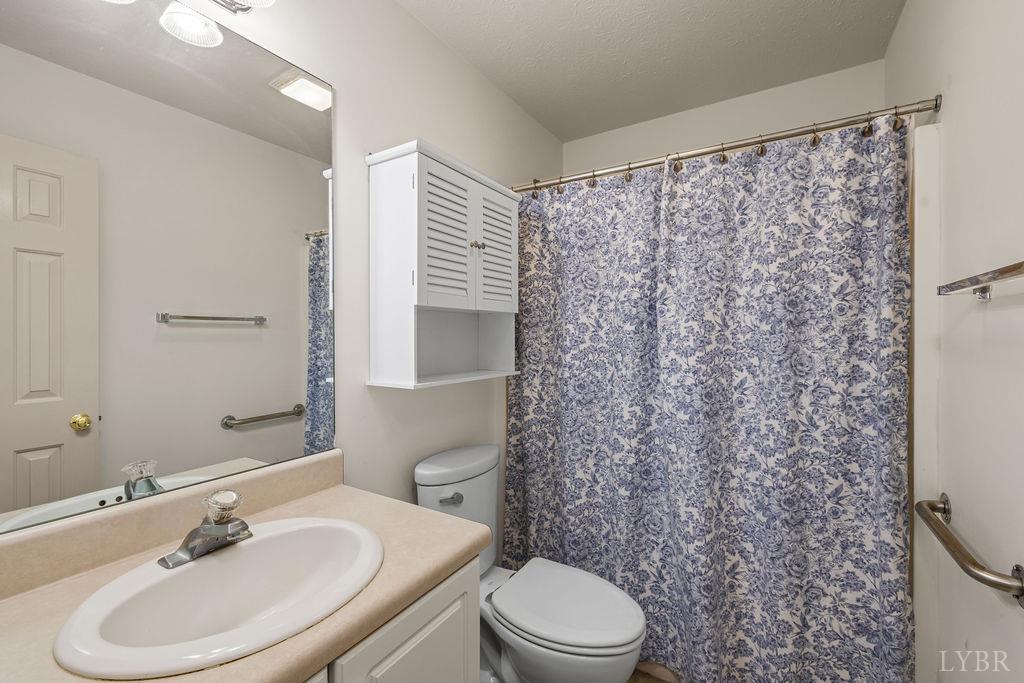 1055 Jefferson Oaks Court #3, Forest, Virginia image 15