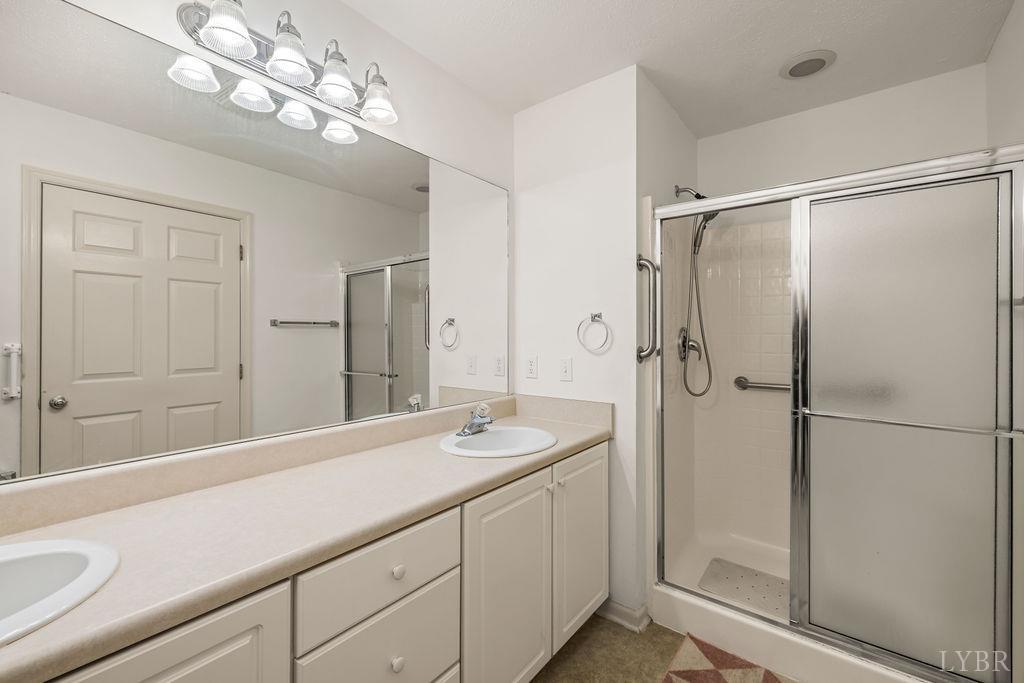 1055 Jefferson Oaks Court #3, Forest, Virginia image 12