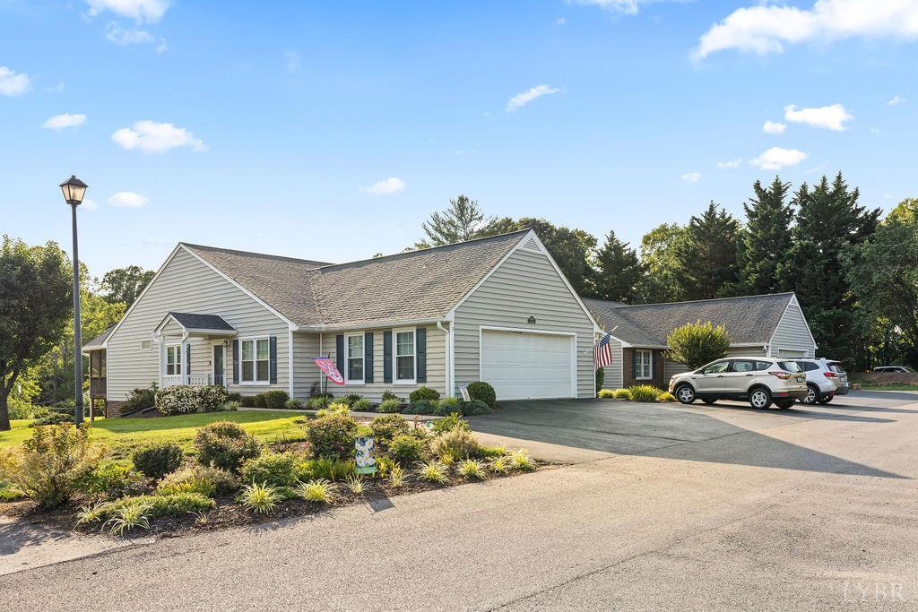1055 Jefferson Oaks Court #3, Forest, Virginia image 27