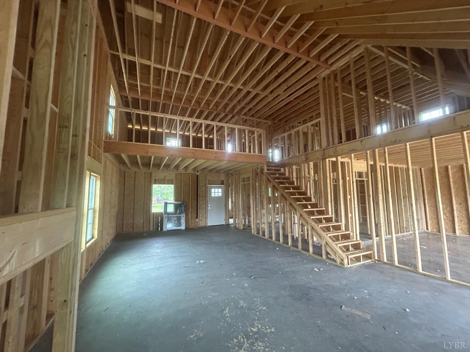 179 Meadow Brook Circle, Danville, Virginia image 5
