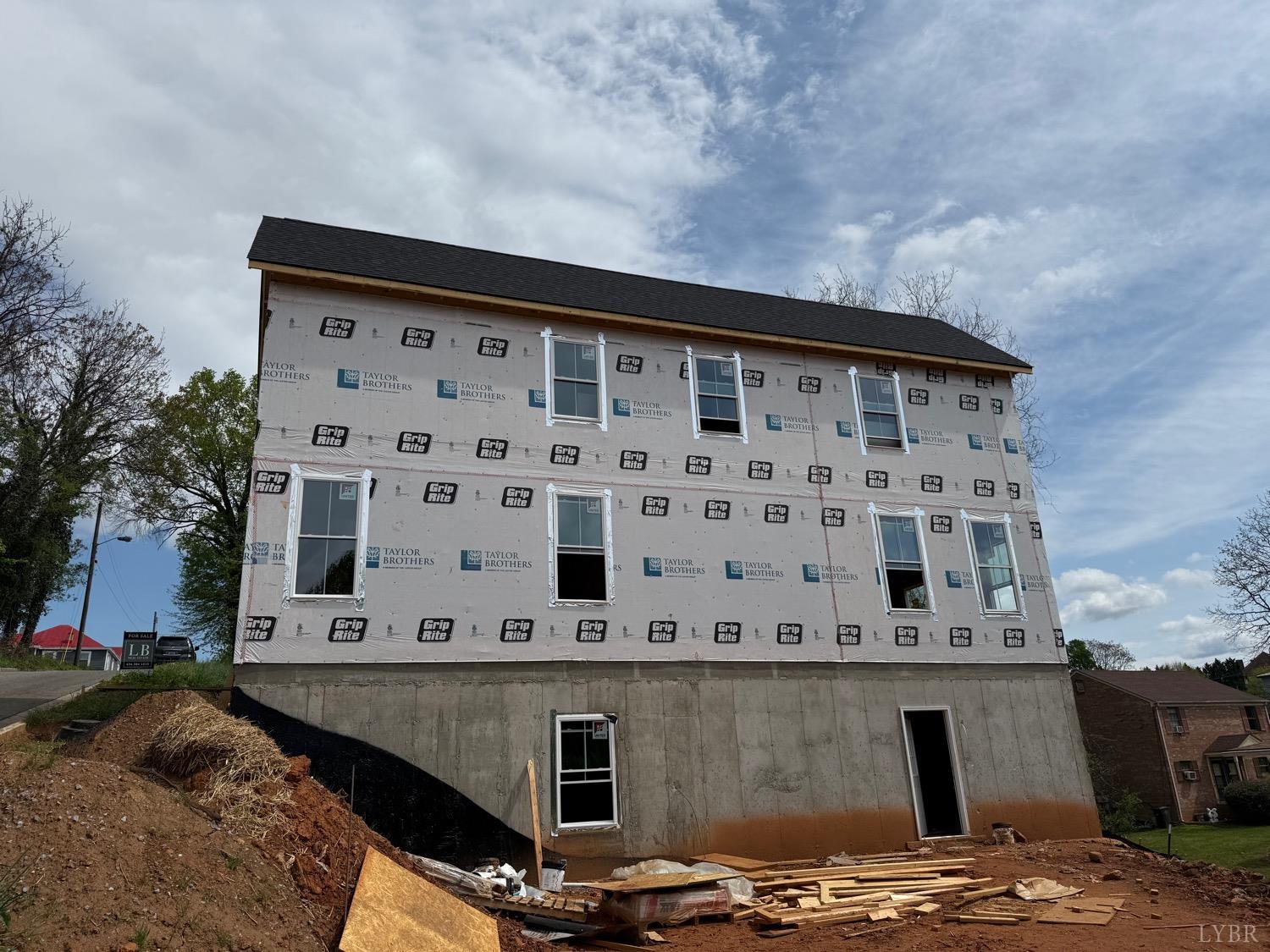 526 Essex Street, Lynchburg, Virginia image 3