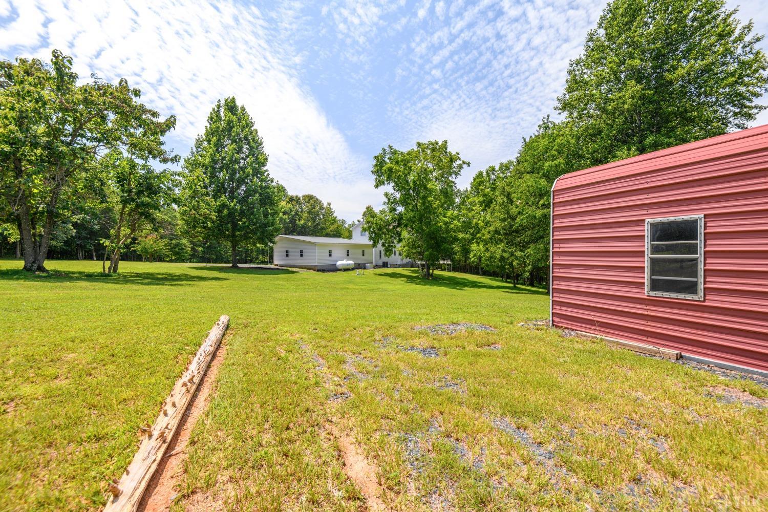 858 Chapel Rd, Buckingham, Virginia image 9