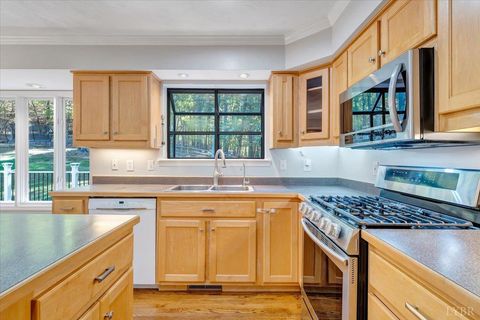 Tiny photo for 4331 Fox Croft Circle, Roanoke, VA 24018 (MLS # 362609)