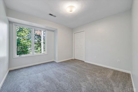 Tiny photo for 4331 Fox Croft Circle, Roanoke, VA 24018 (MLS # 362609)