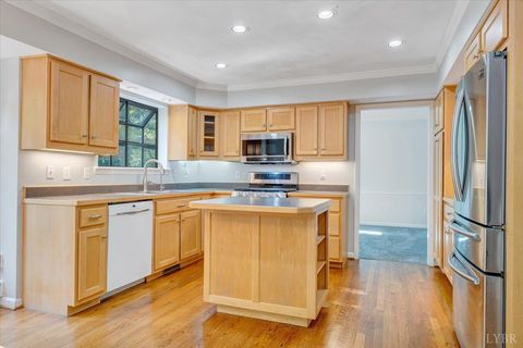 Tiny photo for 4331 Fox Croft Circle, Roanoke, VA 24018 (MLS # 362609)