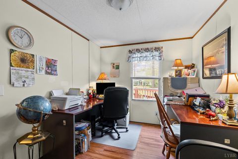 Tiny photo for 1289 Confederate Boulevard, Appomattox, VA 24522 (MLS # 362237)