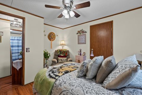 Tiny photo for 1289 Confederate Boulevard, Appomattox, VA 24522 (MLS # 362237)