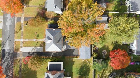 Tiny photo for 106 connecticut Avenue, Lynchburg, VA 24501 (MLS # 362589)