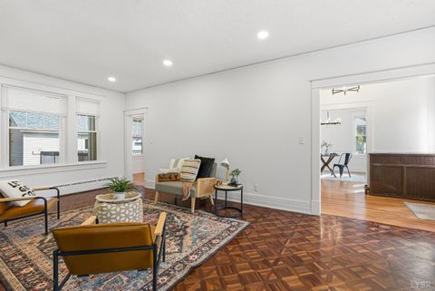 Tiny photo for 106 connecticut Avenue, Lynchburg, VA 24501 (MLS # 362589)