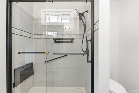 Tiny photo for 106 connecticut Avenue, Lynchburg, VA 24501 (MLS # 362589)