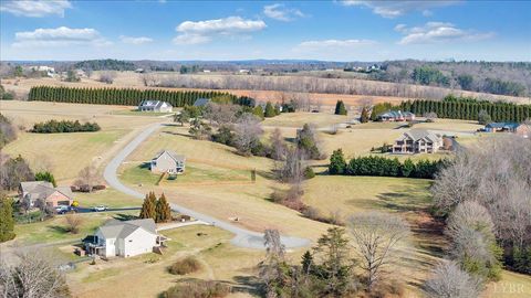 Tiny photo for 43 Halsey Court, Wirtz, VA 24184 (MLS # 364079)