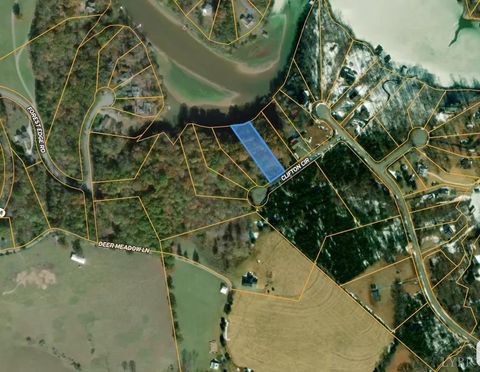 Photo of 11 Clifton Circle, Wirtz, VA 24184 (MLS # 362645)