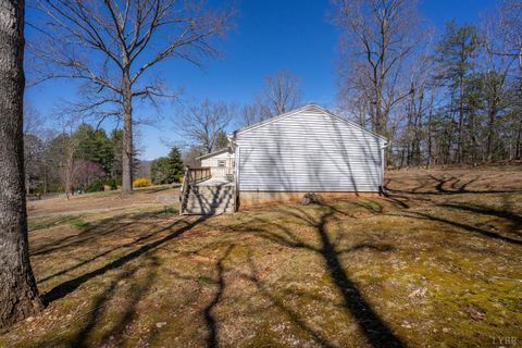 Tiny photo for 542 Lake Nelson Lane, Arrington, VA 22922 (MLS # 365158)