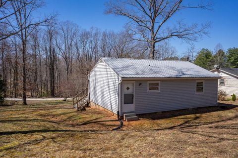 Tiny photo for 542 Lake Nelson Lane, Arrington, VA 22922 (MLS # 365158)
