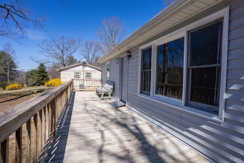 Tiny photo for 542 Lake Nelson Lane, Arrington, VA 22922 (MLS # 365158)