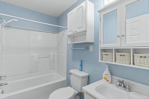 Tiny photo for 542 Lake Nelson Lane, Arrington, VA 22922 (MLS # 365158)