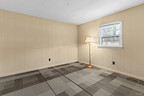 Tiny photo for 542 Lake Nelson Lane, Arrington, VA 22922 (MLS # 365158)