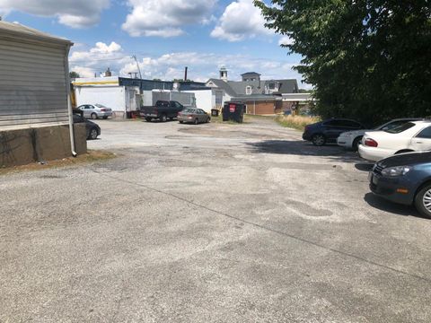 Tiny photo for 5218 Fort Avenue, Lynchburg, VA 24502 (MLS # 364422)