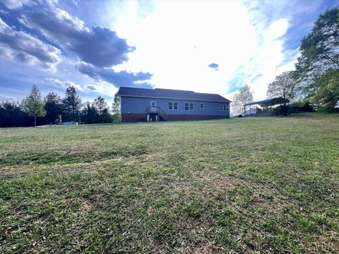 Tiny photo for 6956 Climax Rd Rd, Gretna, VA 24557 (MLS # 365799)