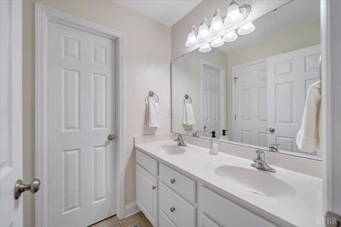 Tiny photo for 7915 Lanasey Drive, Roanoke, VA 24019 (MLS # 363834)