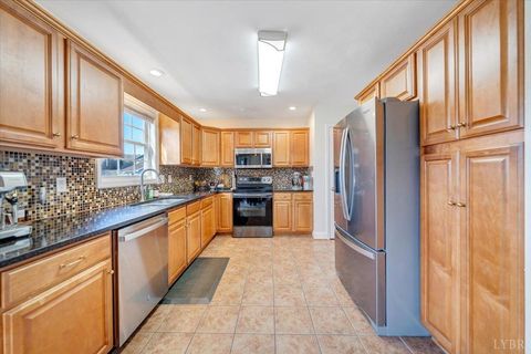 Tiny photo for 7915 Lanasey Drive, Roanoke, VA 24019 (MLS # 363834)
