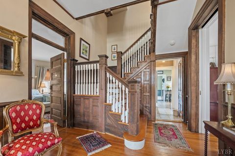 Tiny photo for 517 Longwood Avenue, Bedford, VA 24523 (MLS # 364860)