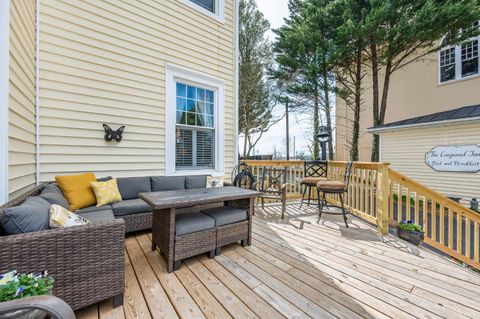 Tiny photo for 517 Longwood Avenue, Bedford, VA 24523 (MLS # 364860)