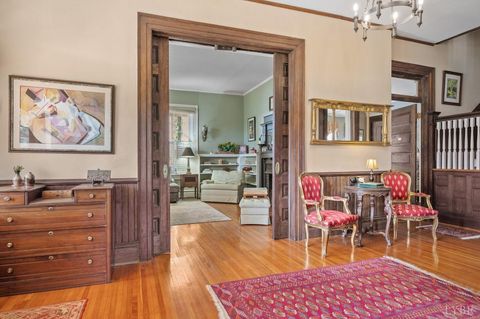 Tiny photo for 517 Longwood Avenue, Bedford, VA 24523 (MLS # 364860)