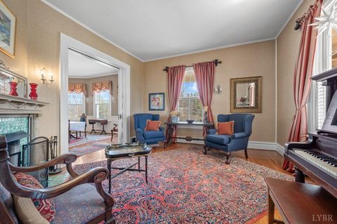 Tiny photo for 517 Longwood Avenue, Bedford, VA 24523 (MLS # 364860)