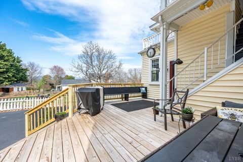 Tiny photo for 517 Longwood Avenue, Bedford, VA 24523 (MLS # 364860)