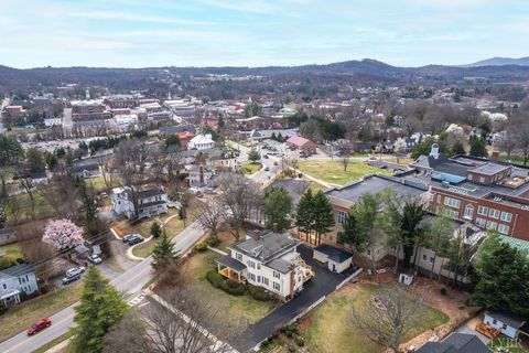 Tiny photo for 517 Longwood Avenue, Bedford, VA 24523 (MLS # 364860)