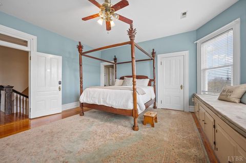 Tiny photo for 517 Longwood Avenue, Bedford, VA 24523 (MLS # 364860)