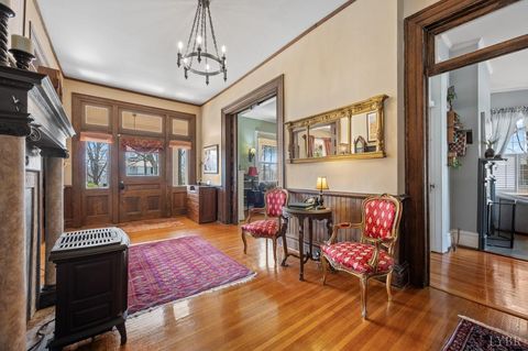 Tiny photo for 517 Longwood Avenue, Bedford, VA 24523 (MLS # 364860)