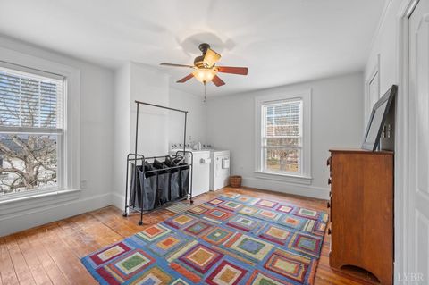 Tiny photo for 517 Longwood Avenue, Bedford, VA 24523 (MLS # 364860)