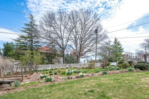 Tiny photo for 517 Longwood Avenue, Bedford, VA 24523 (MLS # 364860)