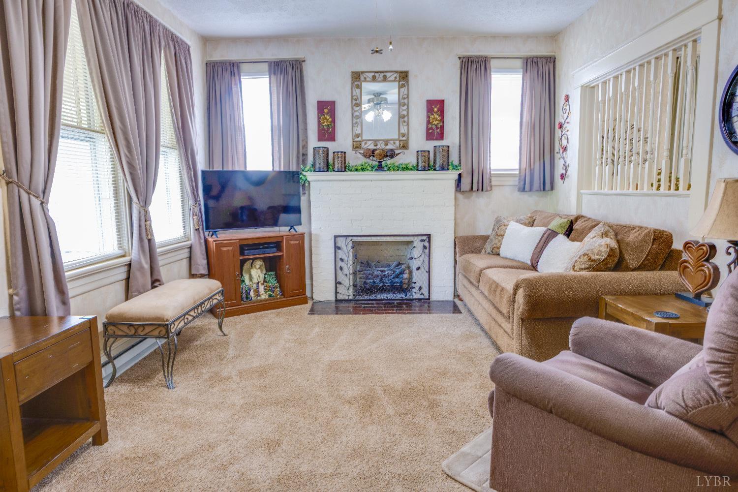 1305 Liggates Rd, Lynchburg, Virginia image 2
