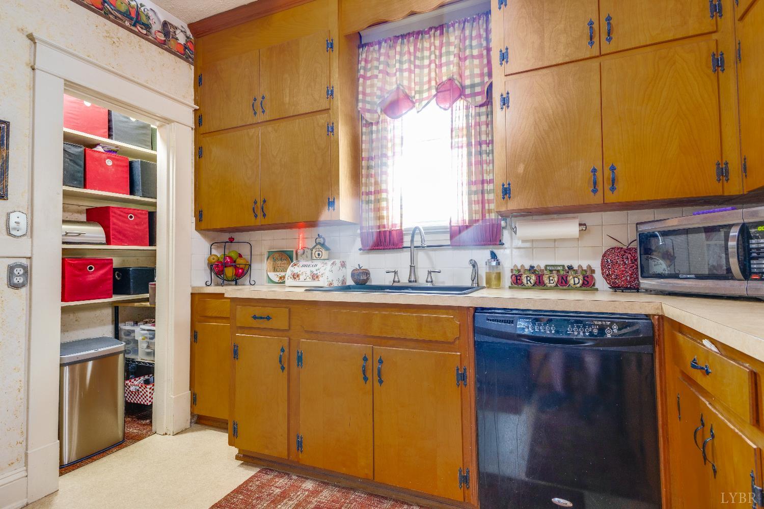 1305 Liggates Rd, Lynchburg, Virginia image 15
