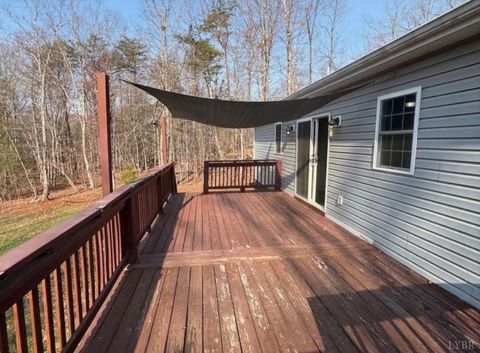 Tiny photo for 570 Kentmoor Farm Rd Rd, Madison Heights, VA 24572 (MLS # 365016)