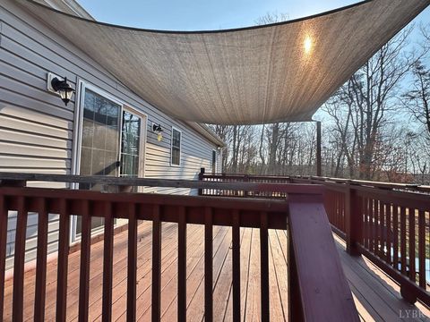 Tiny photo for 570 Kentmoor Farm Rd Rd, Madison Heights, VA 24572 (MLS # 365016)