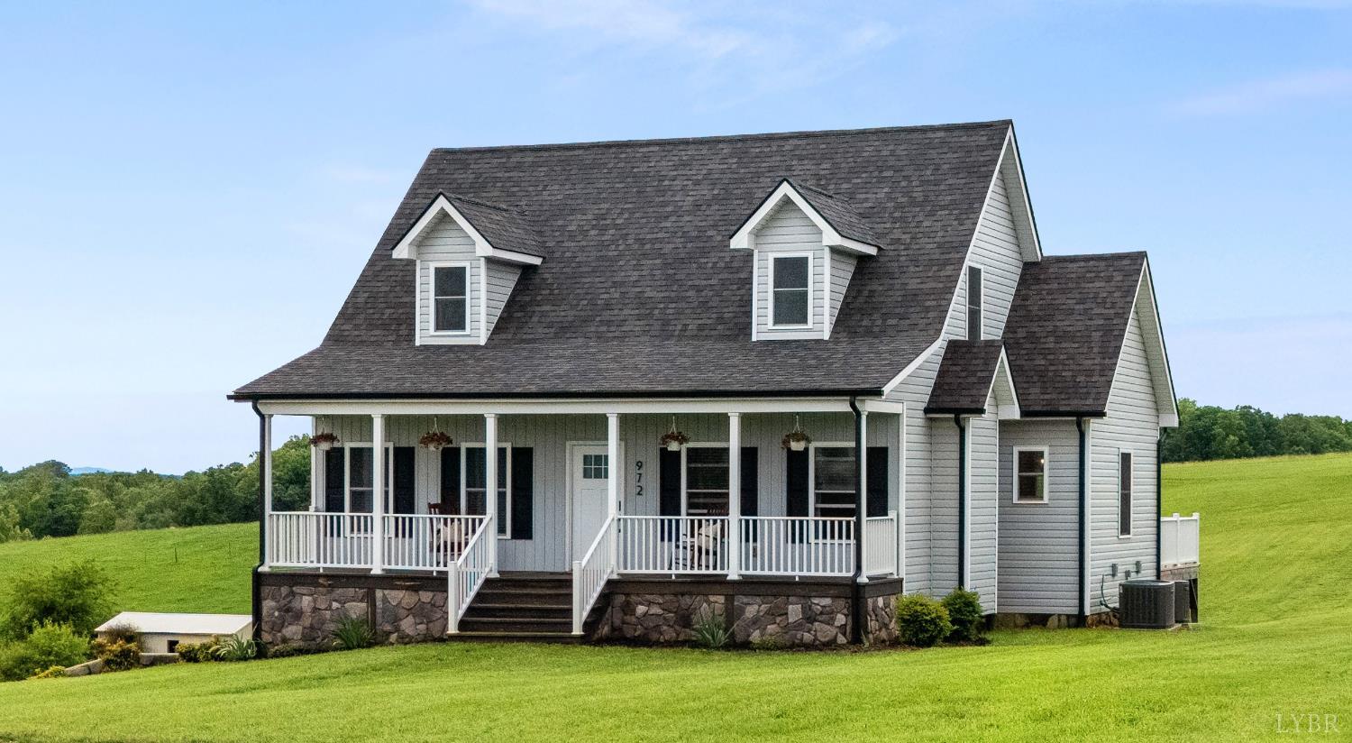 972 Joco Lane, Moneta, Virginia image 2