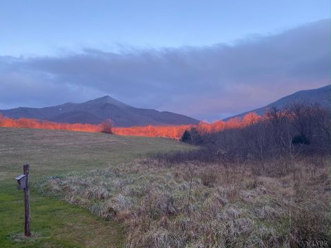 Tiny photo for 7392 Peaks Road, Bedford, VA 24523 (MLS # 364675)