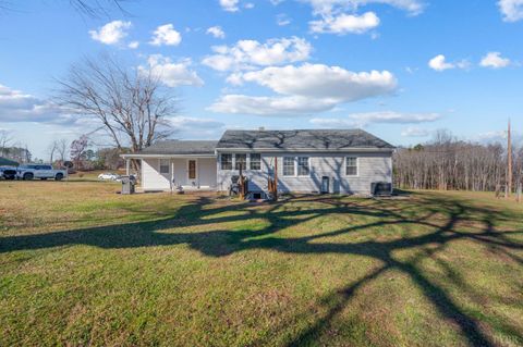 Photo of 10008 Thomas Jefferson Highway, Charlotte Court House, VA 23923 (MLS # 363490)