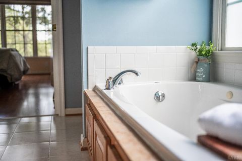 Tiny photo for 1324 Cuddington Lane, Forest, VA 24551 (MLS # 362230)