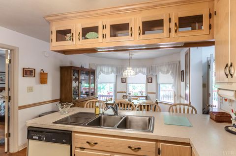 Tiny photo for 119 S Fork Road, Appomattox, VA 24522 (MLS # 366542)
