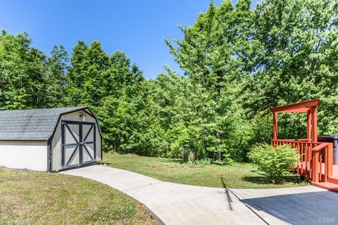 Tiny photo for 119 S Fork Road, Appomattox, VA 24522 (MLS # 366542)