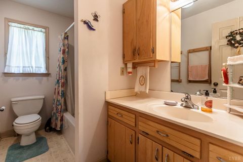 Tiny photo for 119 S Fork Road, Appomattox, VA 24522 (MLS # 366542)