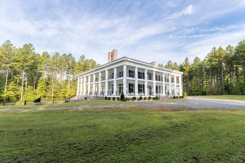 Tiny photo for 7622 Farmville Road, Farmville, VA 23901 (MLS # 362554)